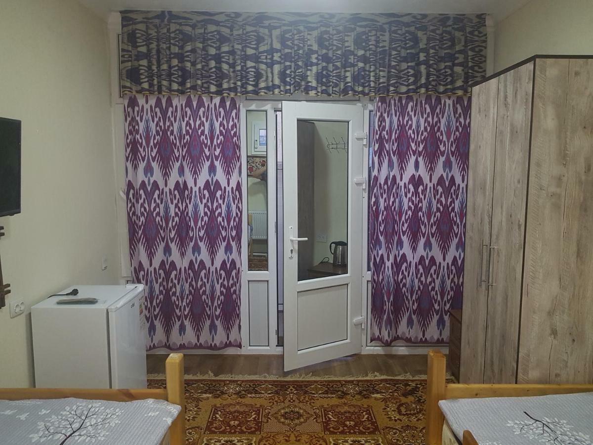 Guest House Ibrohim حلال بخارى المظهر الخارجي الصورة