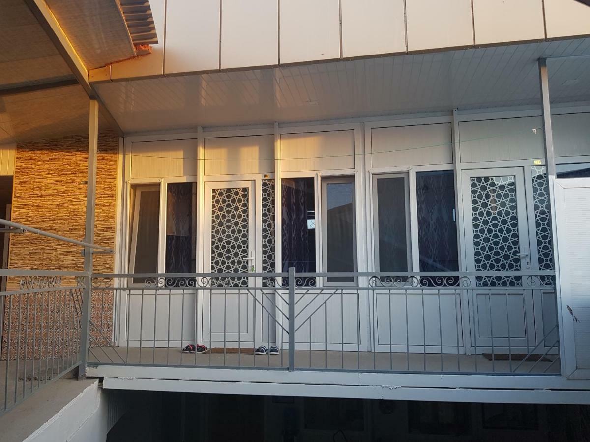 Guest House Ibrohim حلال بخارى المظهر الخارجي الصورة
